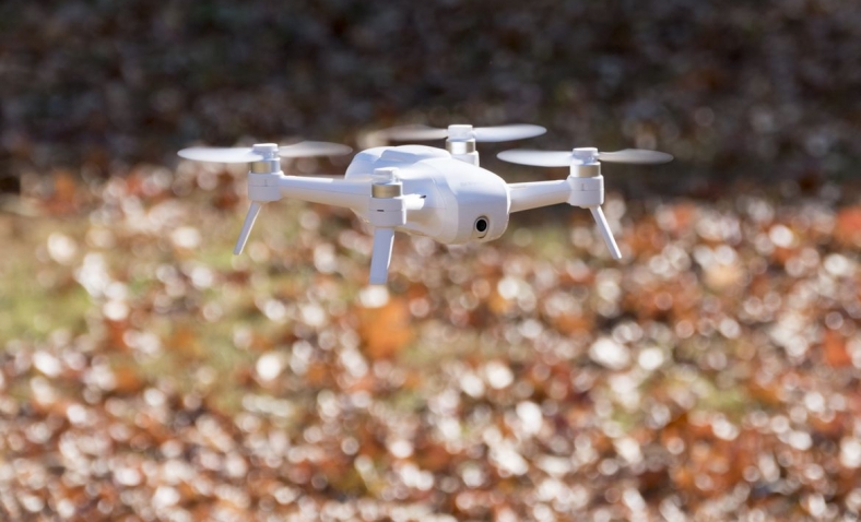 Selfies from the sky made simple by Yuneec Breeze